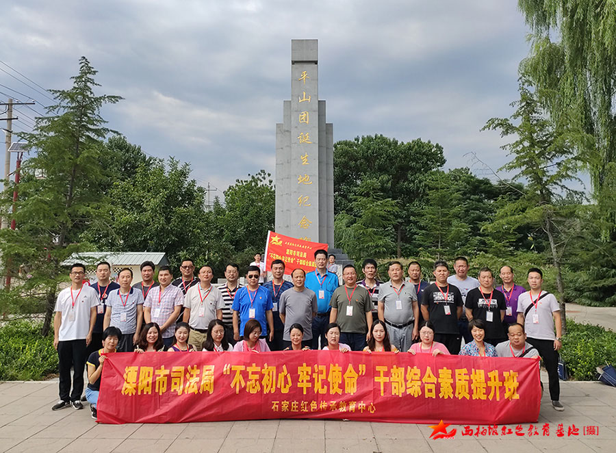 4fed2bd28c8038f2b22052b87fd43b82.jpg 4fed2bd28c8038f2b22052b87fd43b82.jpg